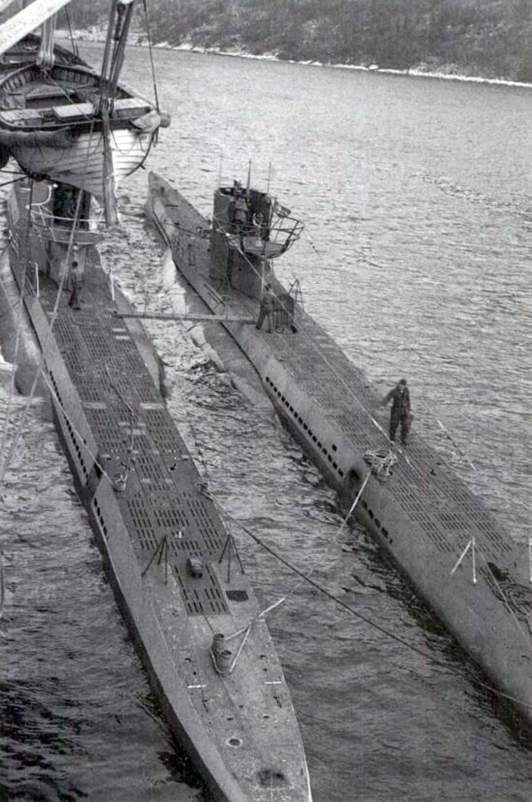 U-405-1.jpg
