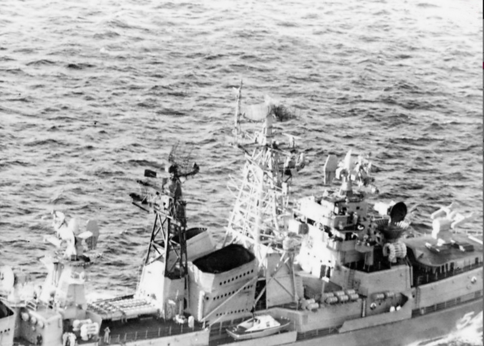 Kashin Class HMS BULWARK.jpg