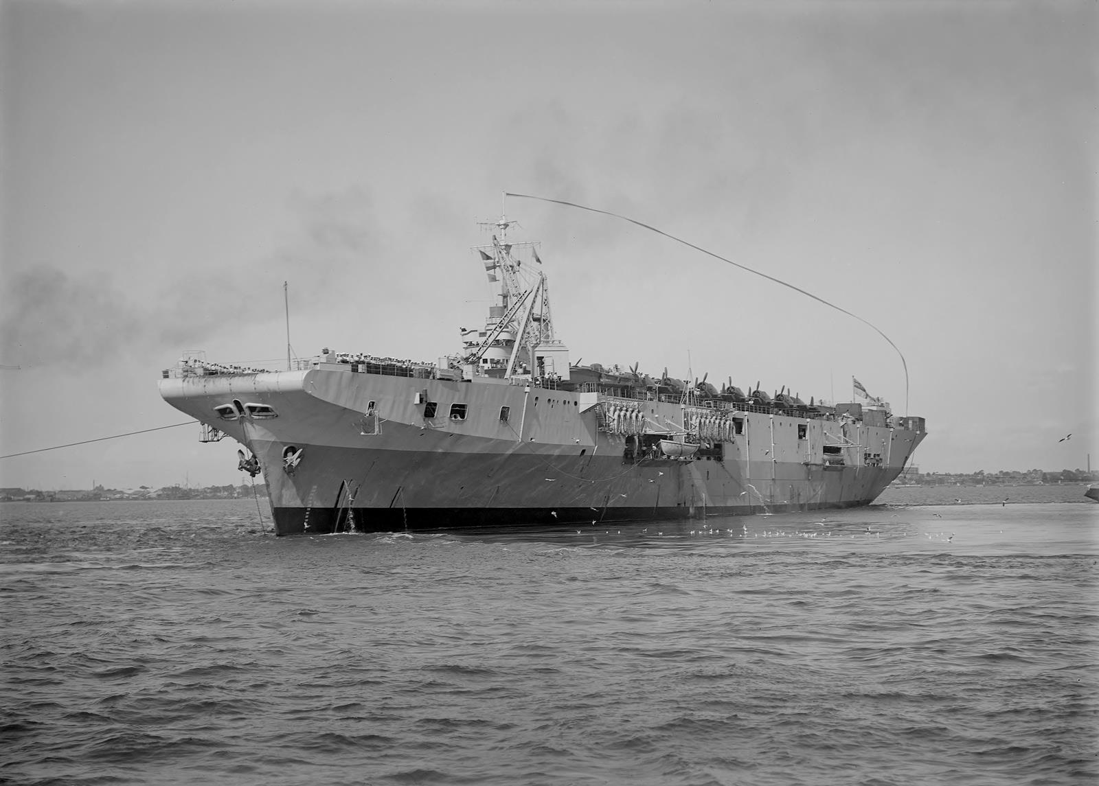 HMS Pioneer.jpg
