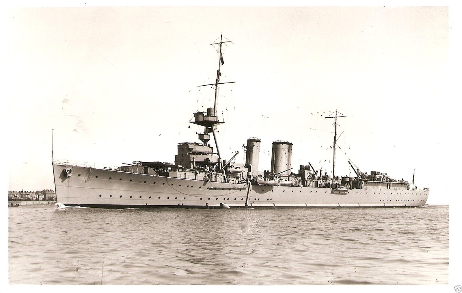 HMS ADVENTURE сентябрь 1930г..JPG