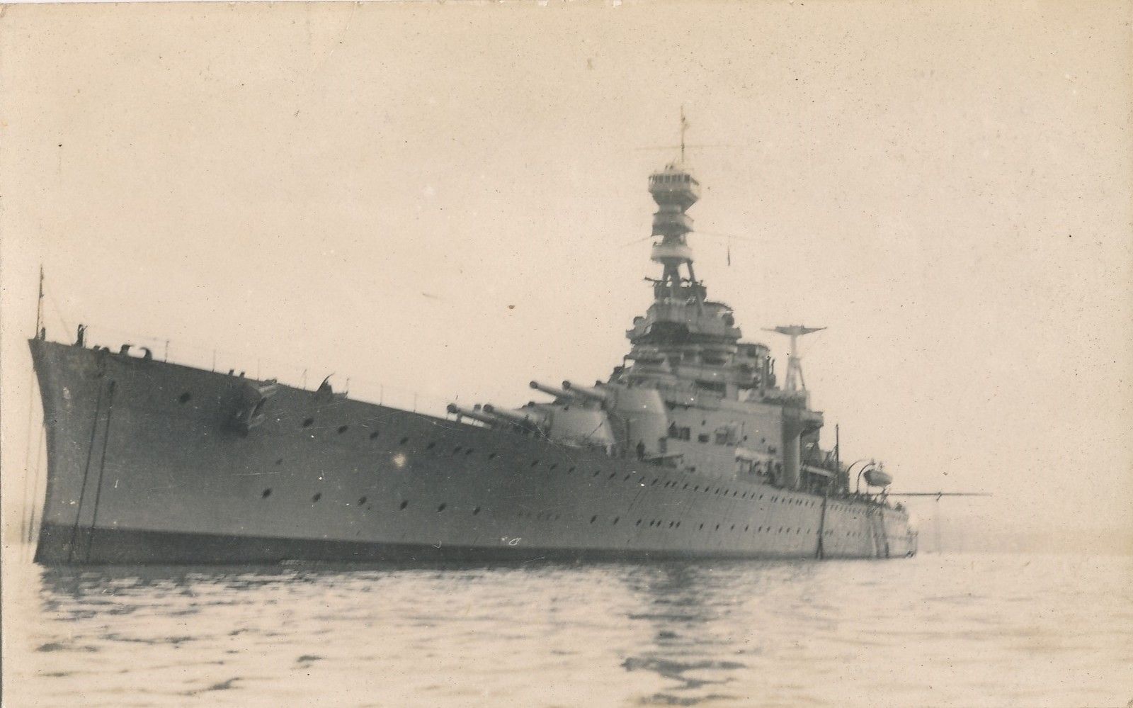 HMS RENOWN.JPG