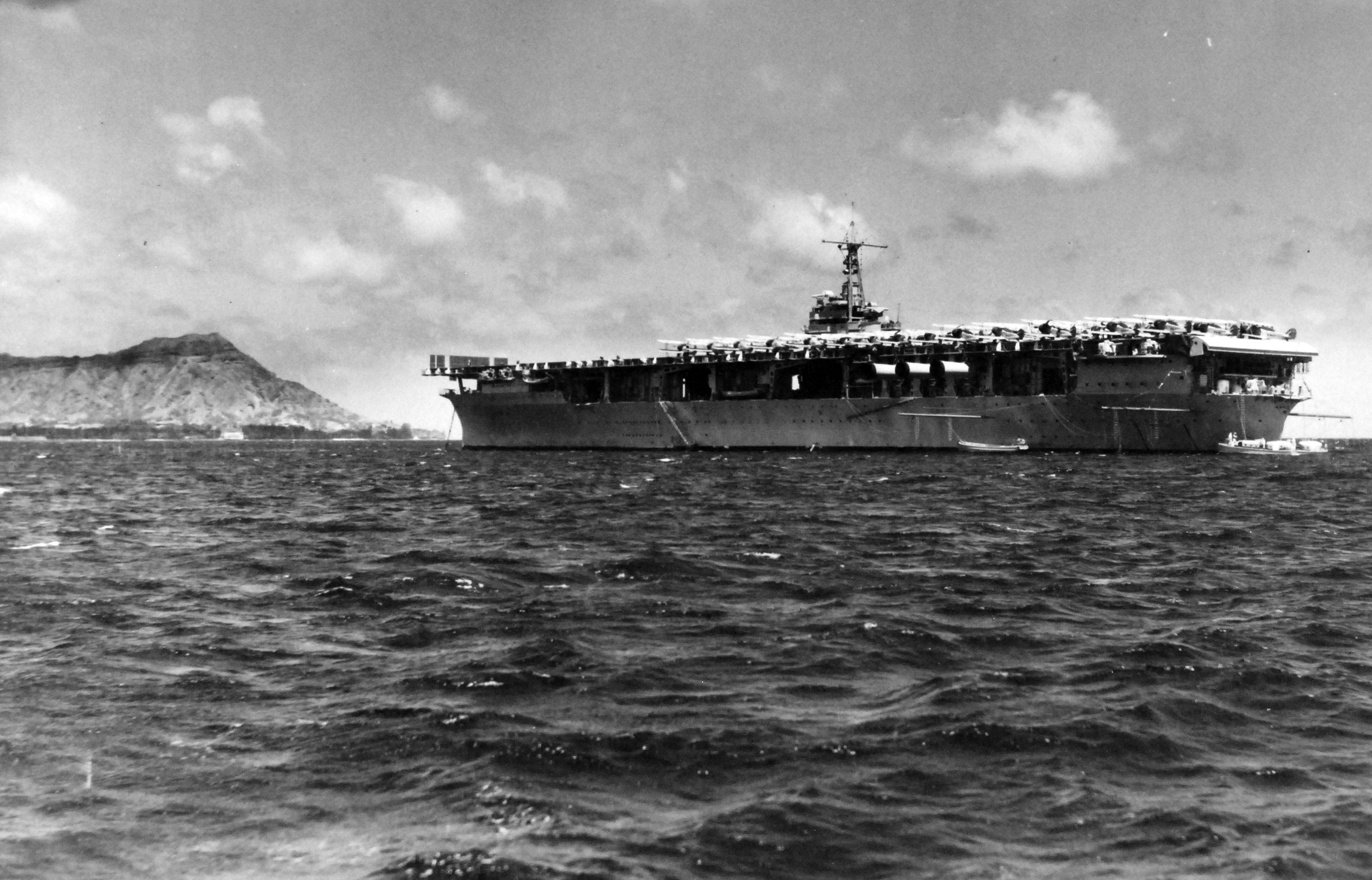 USS Ranger (CV 4), at anchor at Honolulu, Territory of Hawaii, July 1, 1935.jpg