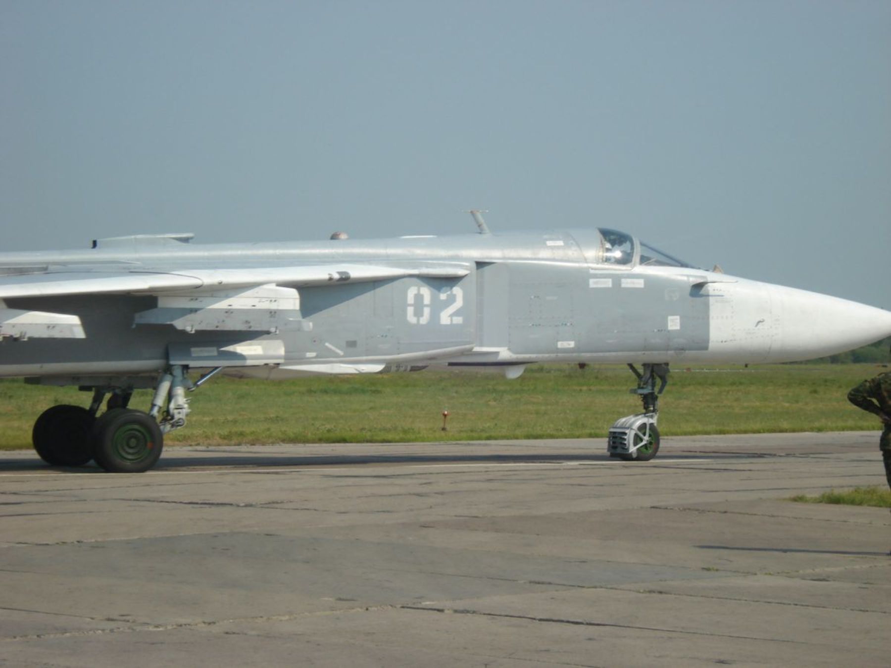 Су-24М бн 02 белый.jpg