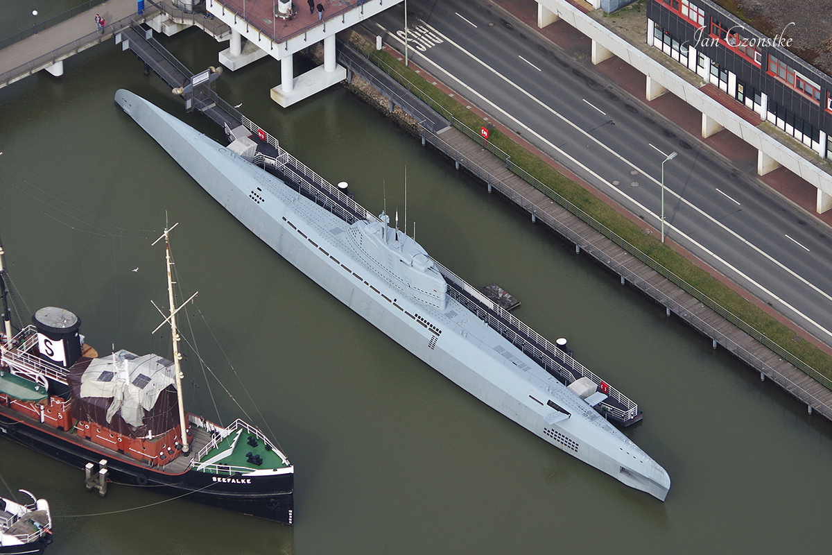 Das Museums-U-Boot Wilhelm Bauer in Bremerhaven.jpg