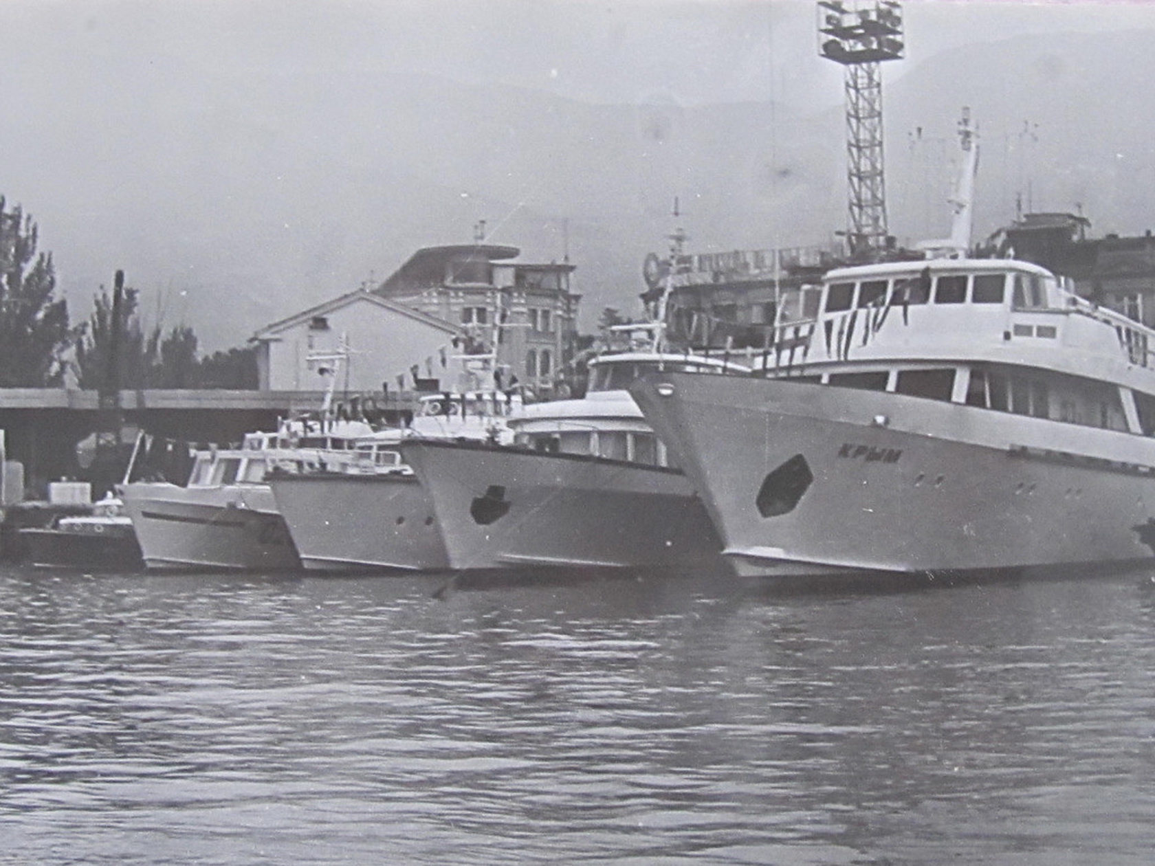 Jalta Krym, PSKR-50, PSKA-530, PSKA-534 RK.jpg