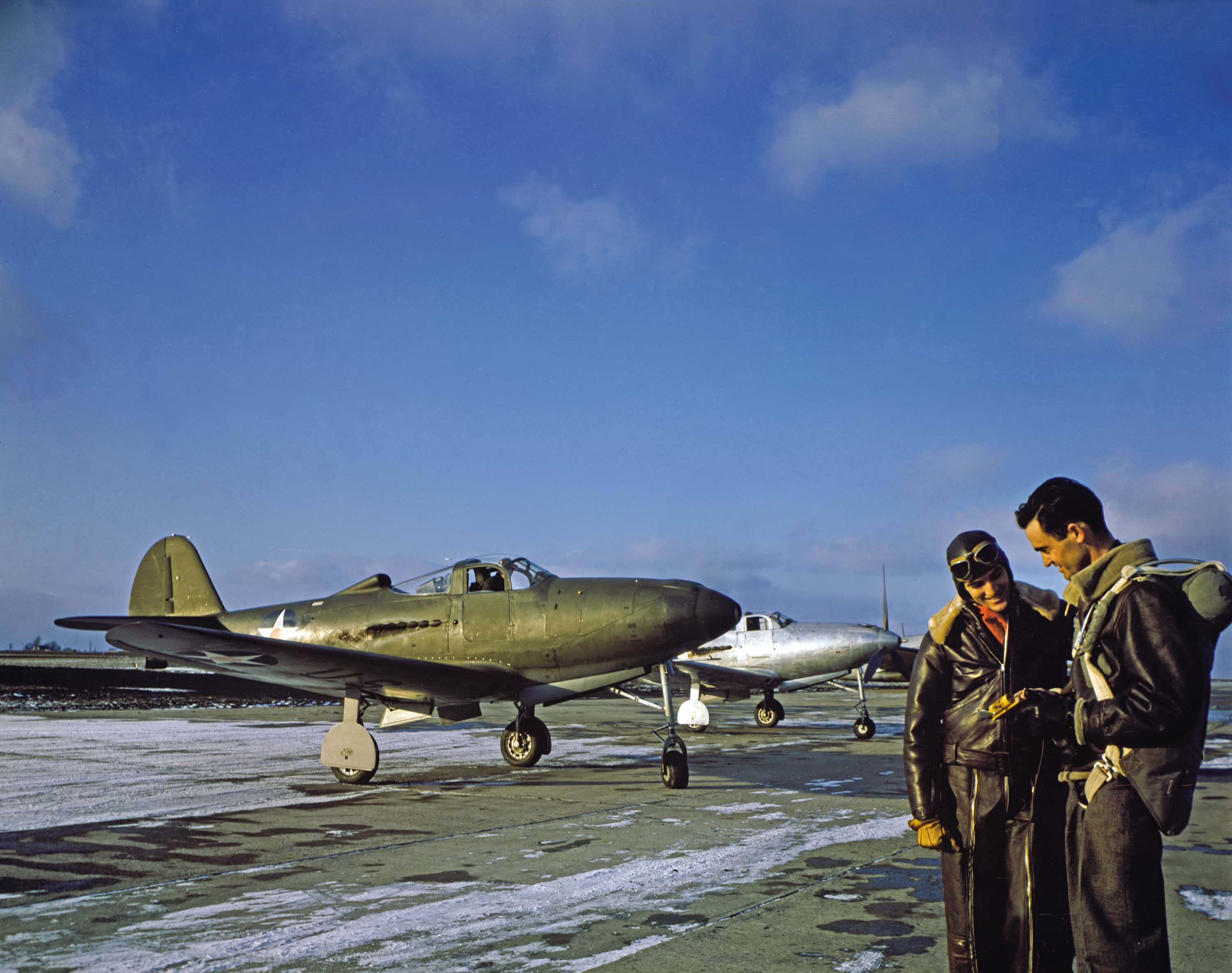 bell aircraft winter 1943 niagara falls 09.jpg