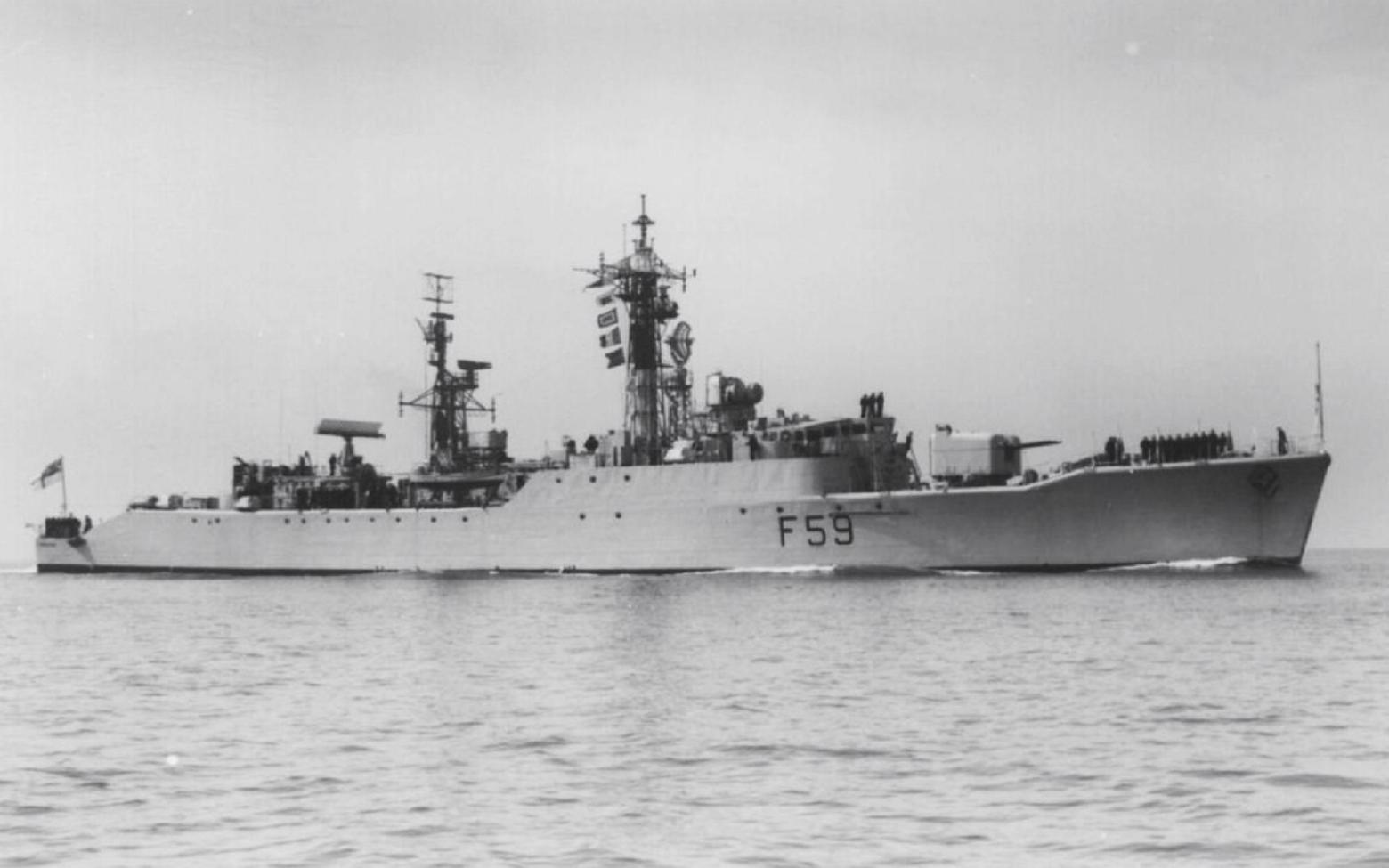 HMS%20CHICHESTER-F59-1-1958-1981[2].jpg