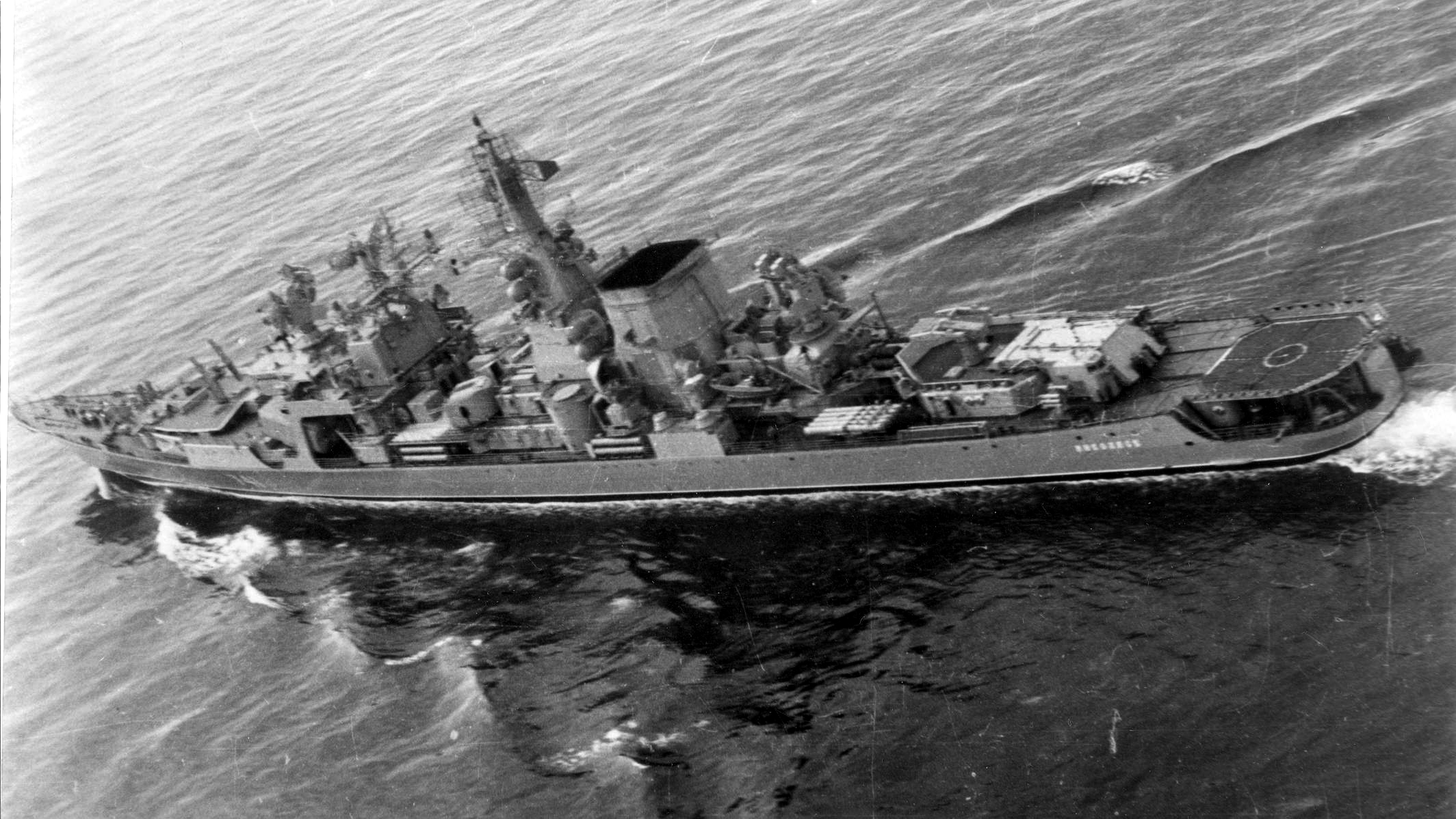 БПК Николаев в море 1978г.jpg