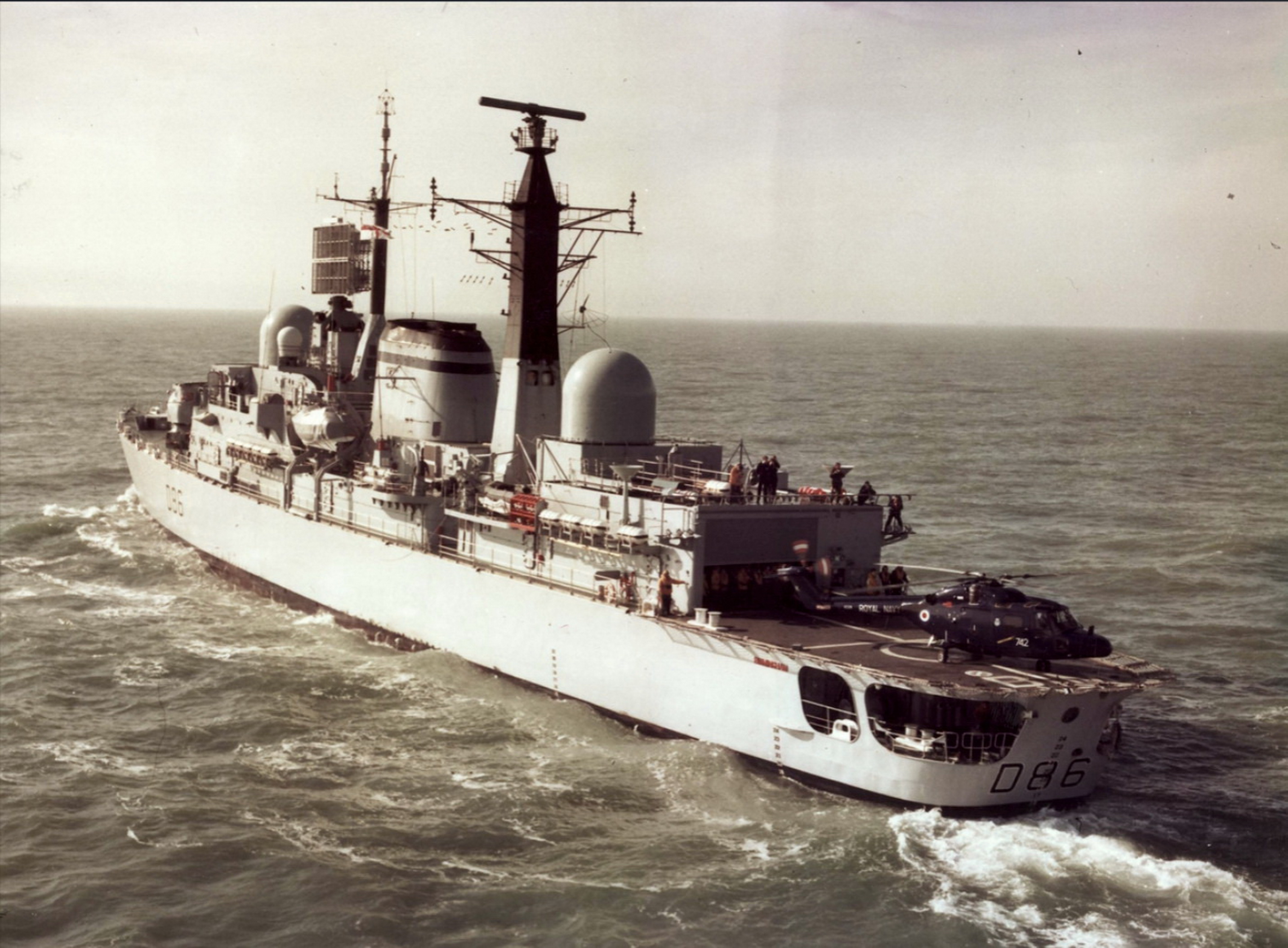 HMS Birmingham (D86).jpg