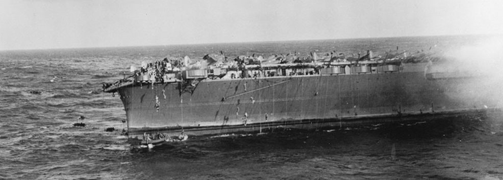 USS Lexington (CV-2) crew abandoning ship after order at 1707-hour; 8May1942.jpg