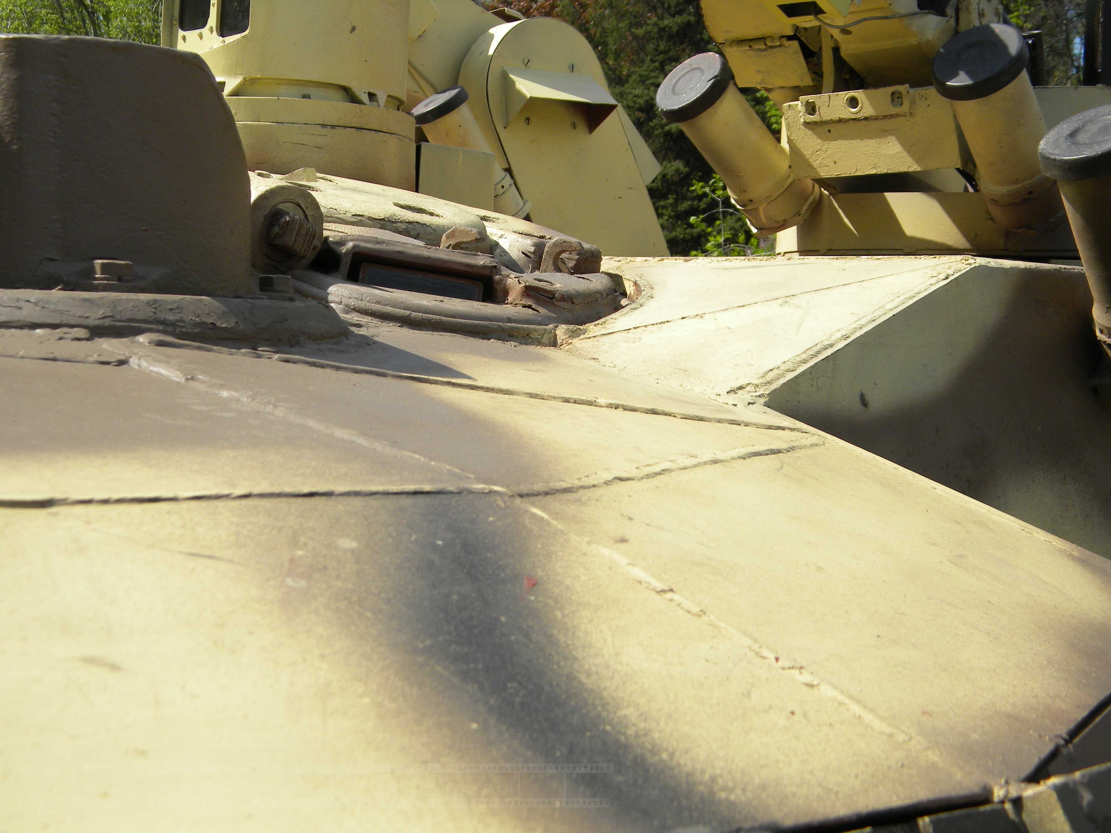 t-64e---the-export-modification-of-ukrainian-main-battle-tank-t-64_27856663939_o.jpg