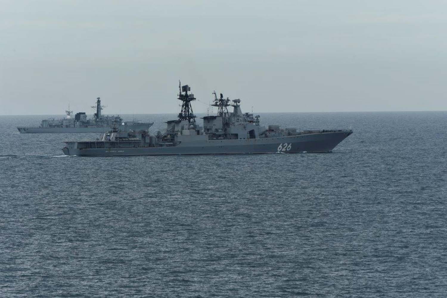 HMS-Richmond-in-the-background-shadowing-the-Russian Kulakov (-626).jpeg