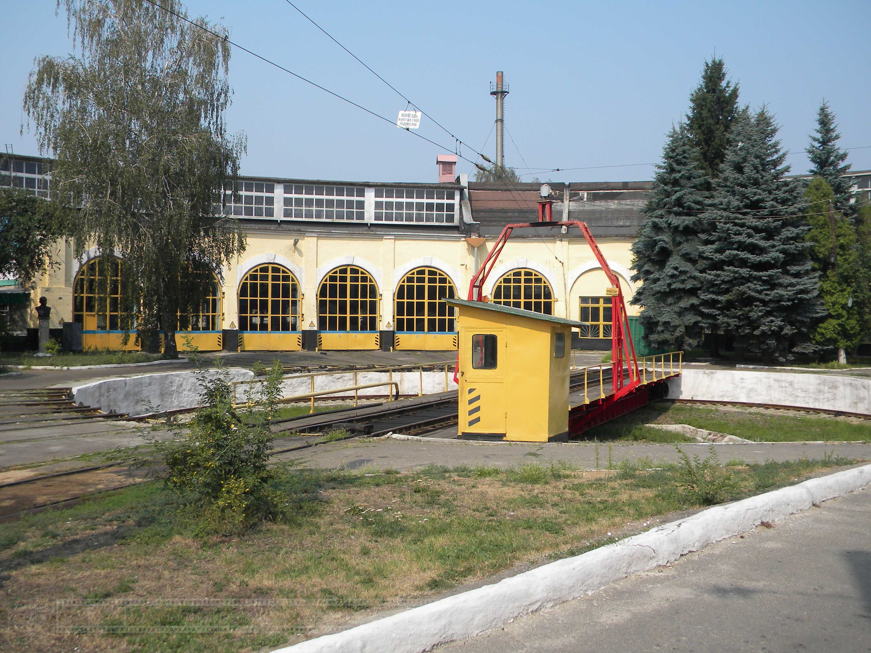 walk-around-the-russiansoviet-steam-locomotive-series--aer_39678803182_o.jpg