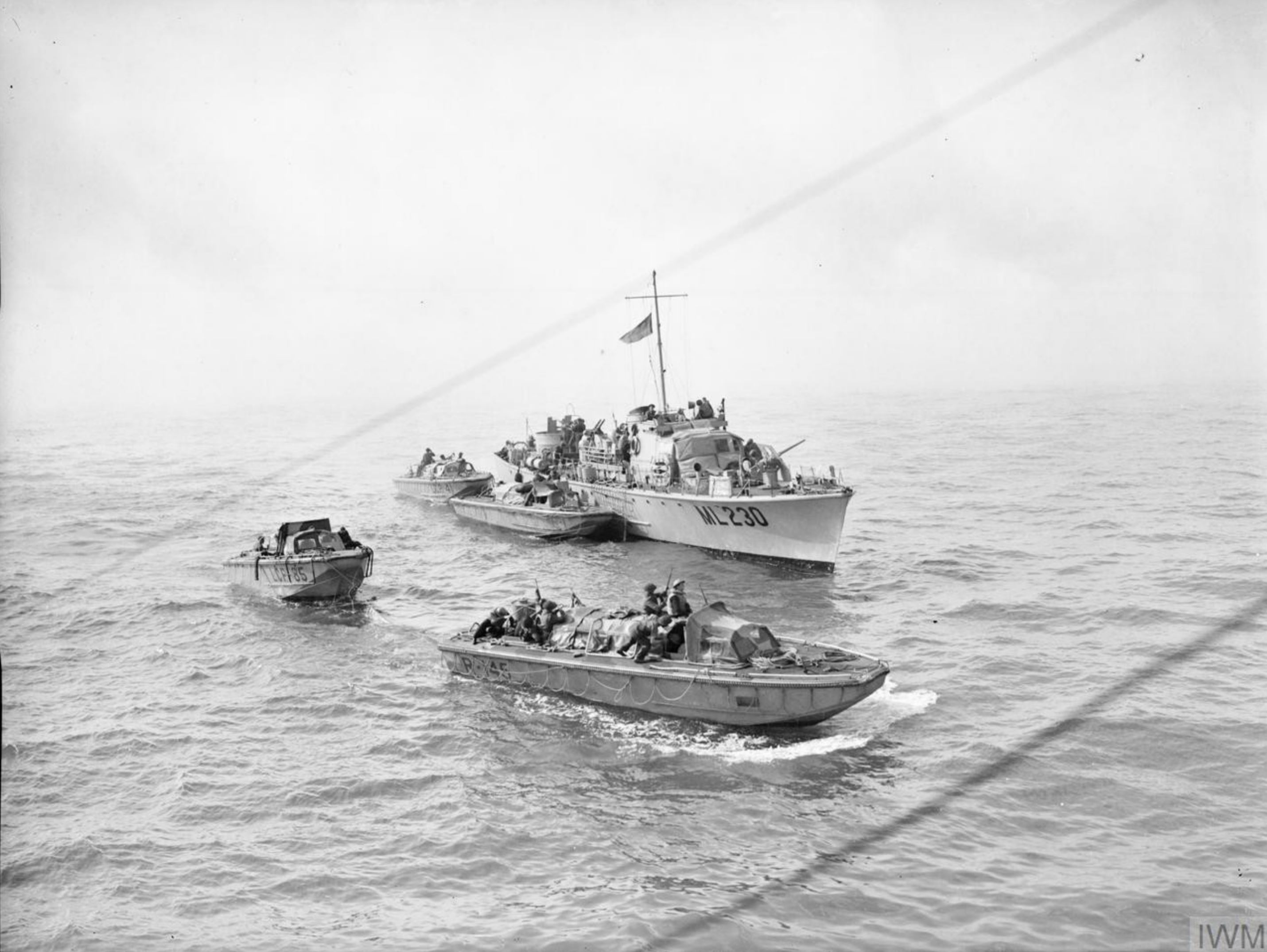 Royal-Navy-support-craft-during-the-sacrificial-raid-on-Dieppe-12th-Aug-1942-IWM-A11230.jpg