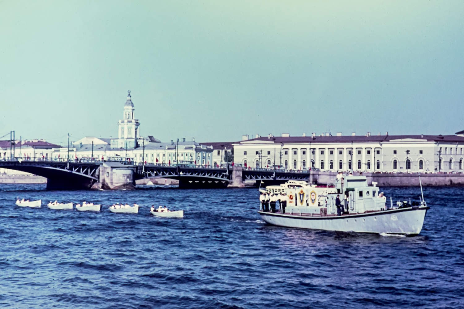 Катер № 451 на параде в Ленинграде 30.07.1972.jpg